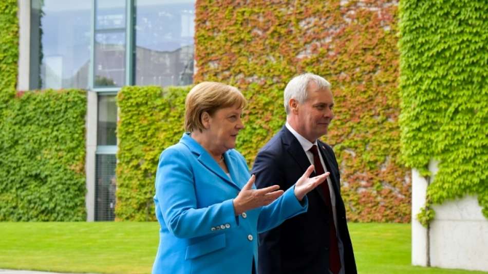 Merkel zittert erneut bei öffentlichem Auftritt - Kanzlerin: "Mir geht es sehr gut"