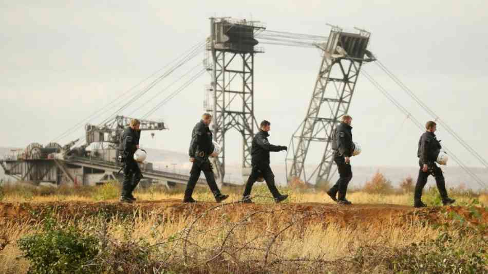 Polizei hat letztes Baumhaus von Kohlegegnern im Hambacher Forst geräumt