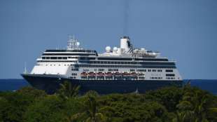 Von Coronavirus betroffenes Kreuzfahrtschiff "Zaandam" erreicht Hafen in Florida