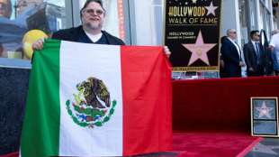 Star-Regisseur Guillermo del Toro mit Stern auf Hollywood Walk of Fame geehrt