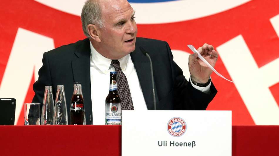 Stoiber bestätigt: Hoeneß hört im November als Bayern-Präsident auf  