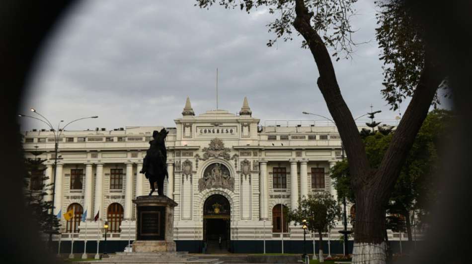 Peruaner stimmen über neues Parlament und Reformkurs von Präsident Vizcarra ab