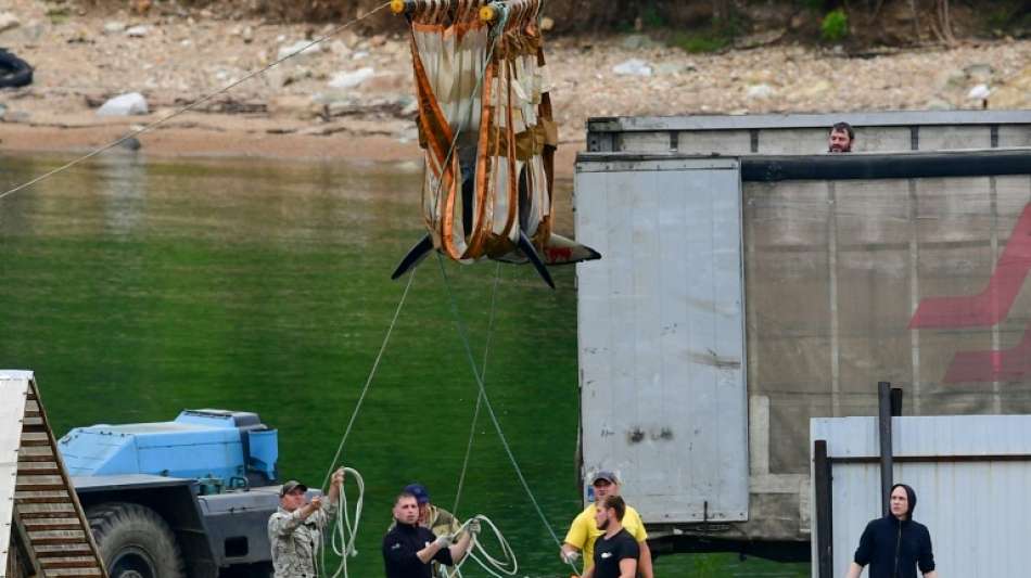 Drei weitere Orcas aus russischem "Wal-Gefängnis" befreit