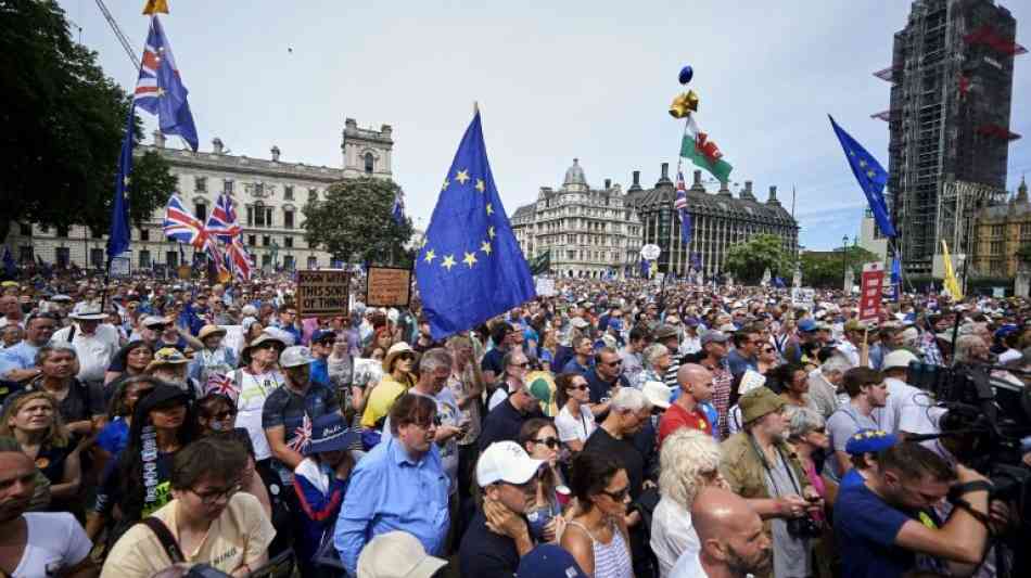 Zehntausende Brexit-Gegner demonstrieren in London