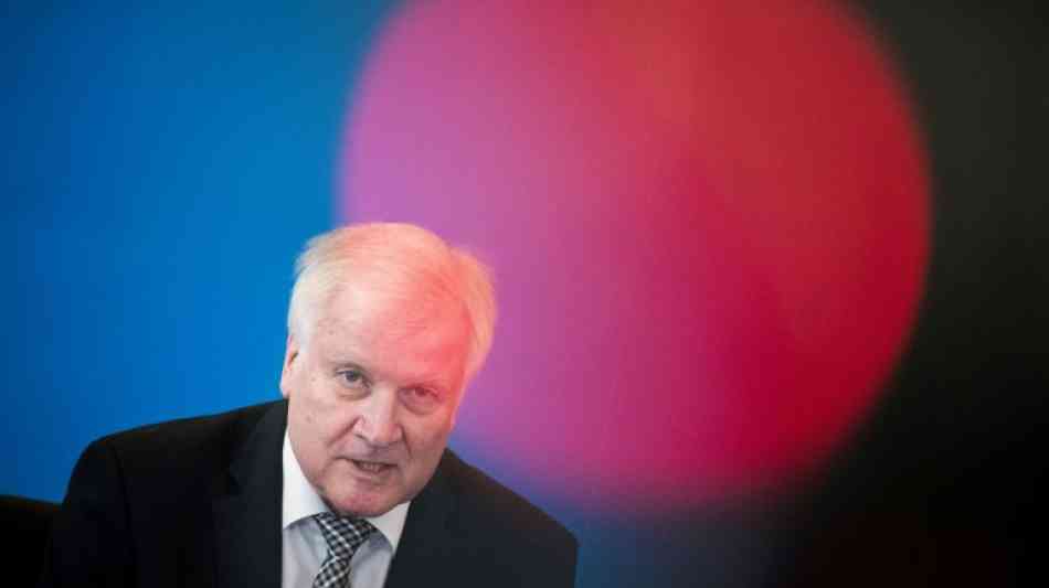 Seehofer zeigt sich "sehr zufrieden" mit Neuregelung zu Familiennachzug