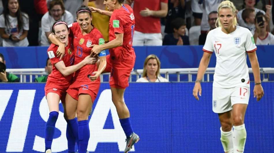 Glückliches 2:1 gegen England: USA greifen nach dem vierten Stern