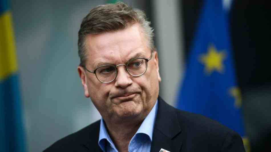 DFB - Grindel versucht Rassismusvorw