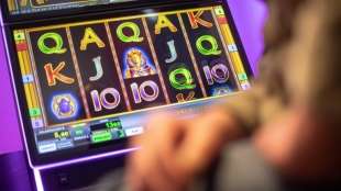 Suchtforscher fordern mehr Kontrolle von Online-Casinos und Glücksspielautomaten