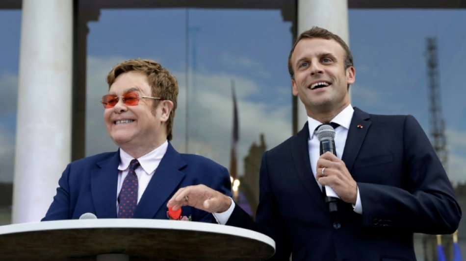 Macron verleiht Elton John höchste Auszeichnung Frankreichs