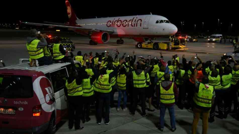 Nach Landung letzten Air-Berlin-Fliegers 