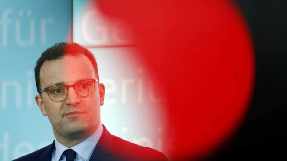 Spahn fordert Absage von Veranstaltungen mit mehr als tausend Gästen 