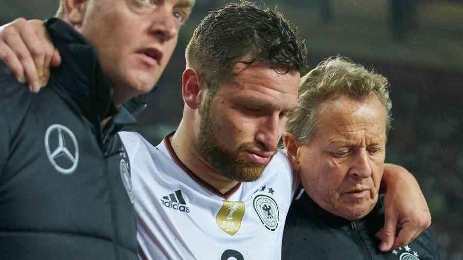 Nach WM-Quali-Spiel: DFB befürchtet Muskelbündelriss bei Mustafi 