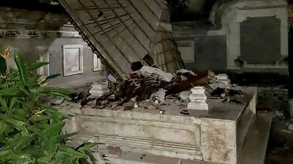Mehr als 82 Tote bei Erdbeben auf indonesischer Ferieninsel Lombok