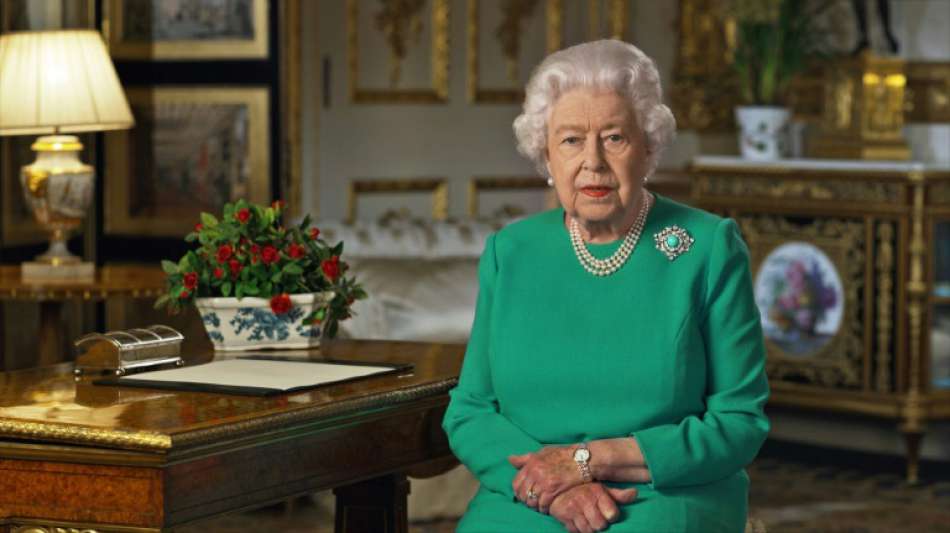 Queen ruft Briten zu Geschlossenheit im Kampf gegen Corona-Pandemie auf