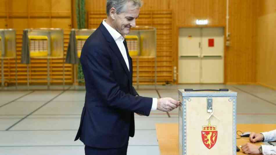 Parlamentswahl: "Wahlkrimi" hat in Norwegen begonnen