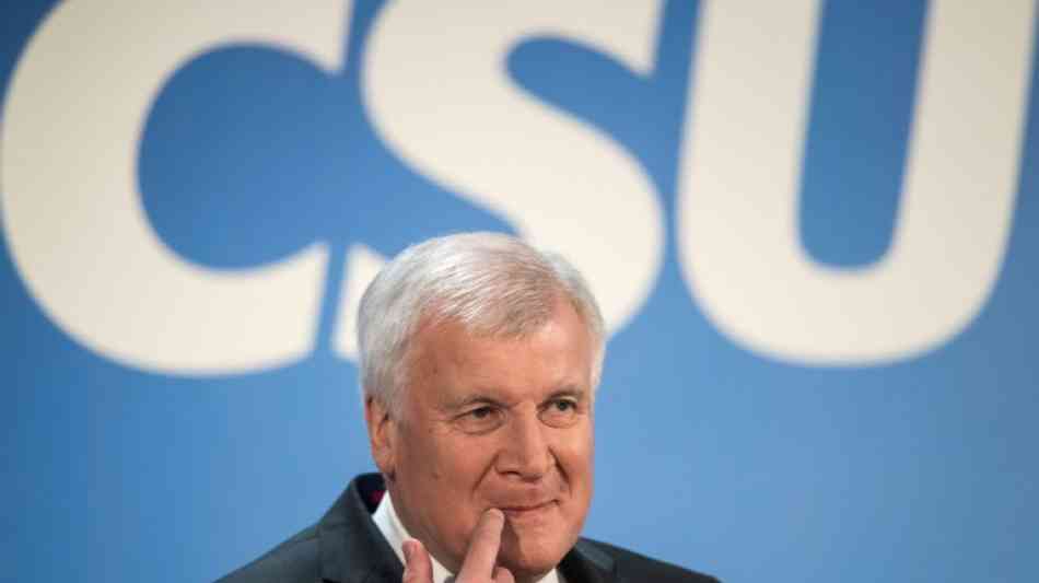 Seehofer will zuerst in Berlin verhandeln - dann Personalfrage kl