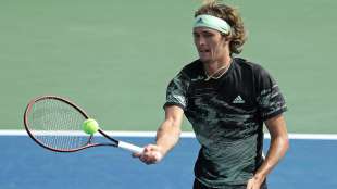 Zverev kämpft sich in die zweite Runde der US Open