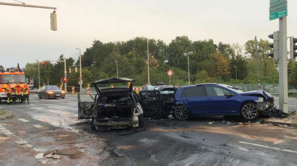 Autofahrer verursacht in Braunschweig tödlichen Unfall auf Flucht vor Polizei