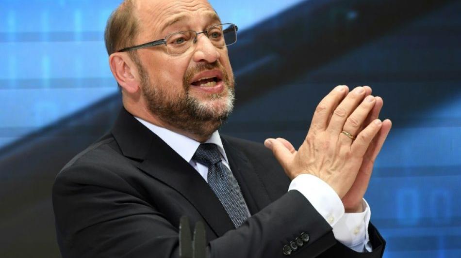 Schulz macht sich in Italien Eindruck von der Flüchtlingskrise