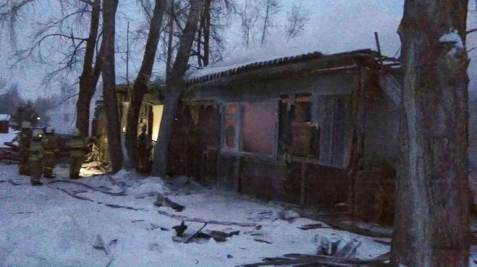 Elf Tote bei Brand eines Holzhauses in Sibirien