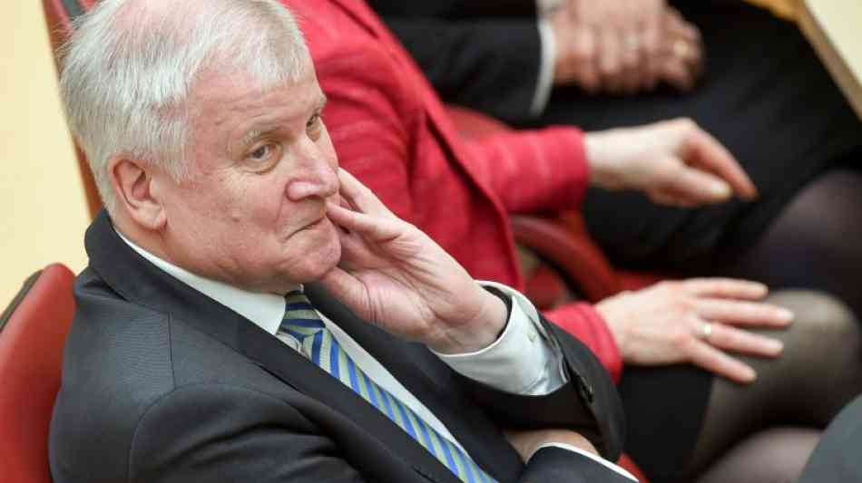 Bundesinnenminister Seehofer tritt kurz nach Amtsantritt Islam-Debatte los