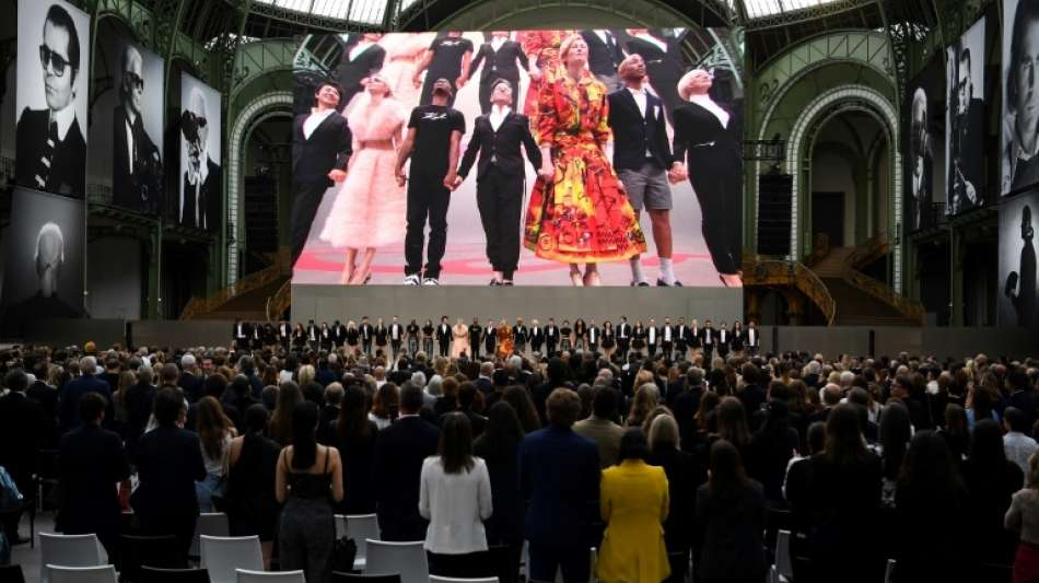 "Karl for Ever": Gala erinnert an gestorbenen Star-Designer Lagerfeld 
