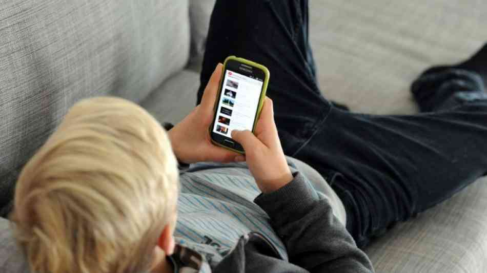 Deutschland: Telefonieren ist bei Jugendlichen out - SMS ist In