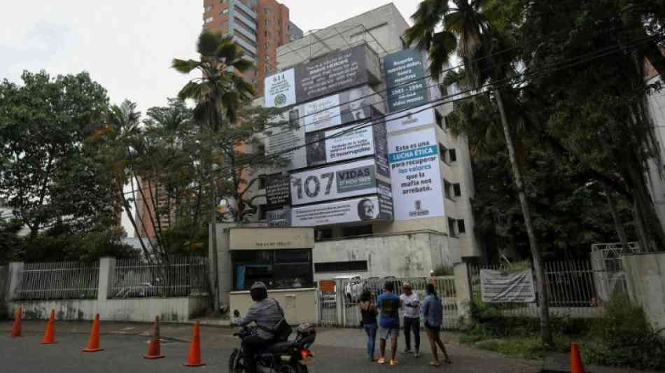 Haus von kolumbianischem Drogenbaron Pablo Escobar in Medellín gesprengt