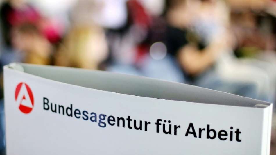 Anhaltende Frühjahrsbelebung lässt Arbeitslosigkeit in Deutschland weiter sinken