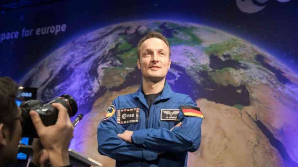 Raumfahrt: Deutscher Esa-Astronaut Matthias Maurer erhält Zeugnis