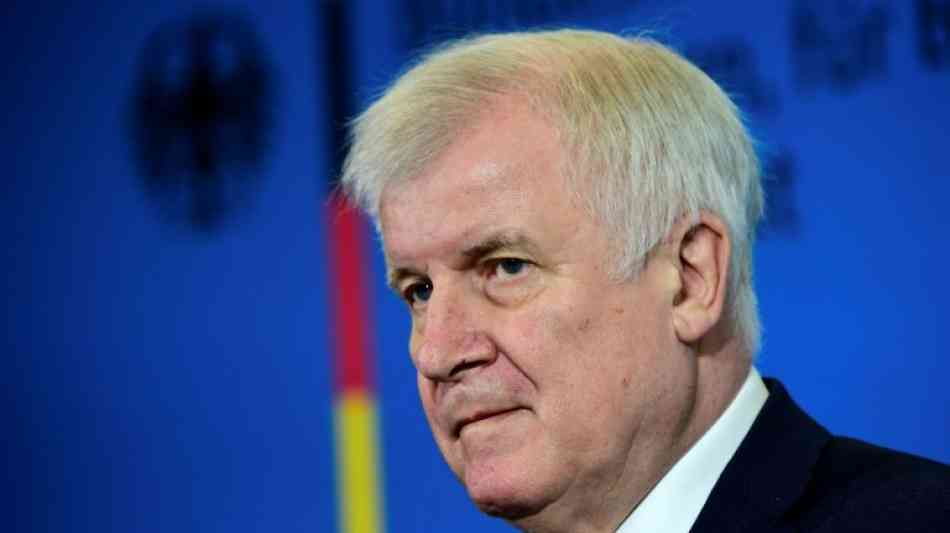 Seehofer eröffnet mit Grundsatzrede vierte Phase der Islamkonferenz