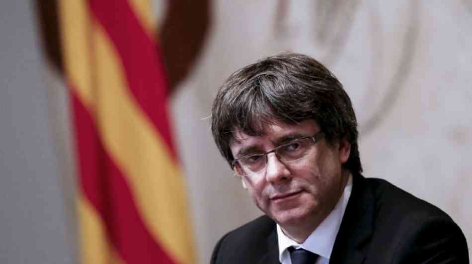 Madrid drängt Puigdemont zu Verzicht auf Unabhängigkeitserklärung