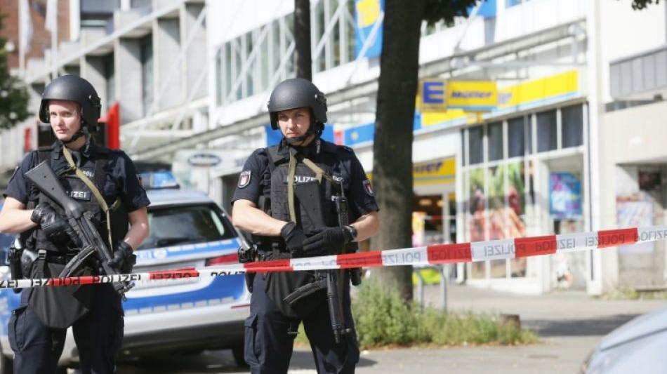 Mann aus Emiraten greift Passanten in Hamburg mit Messer an