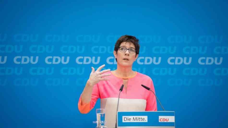 Kramp-Karrenbauer erklärt sich zu Kandidatur für CDU-Parteivorsitz