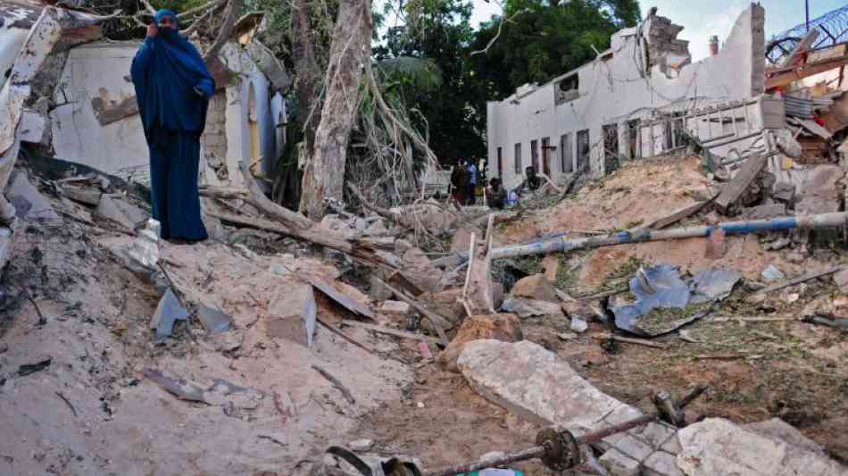 Mehr als 27 Todesopfer bei erneutem Anschlag auf Hotel in Mogadischu