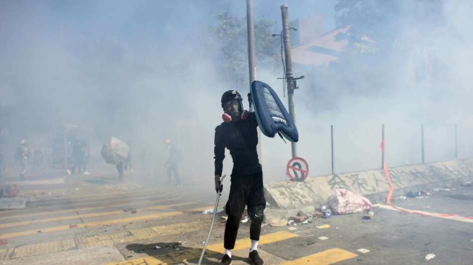 Erneute Zusammenstöße zwischen Sicherheitskräften und Demonstranten in Hongkong
