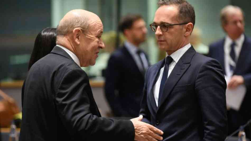 Frankreichs Außenminister Le Drian nimmt an Sitzung des Bundeskabinetts teil