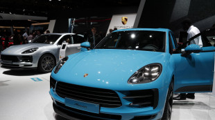 Porsche chiude i 6 mesi con ricavi in calo sotto i 20 miliardi