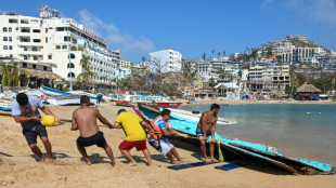 Acapulco ainda sofre após duas semanas da passagem do furacão Otis