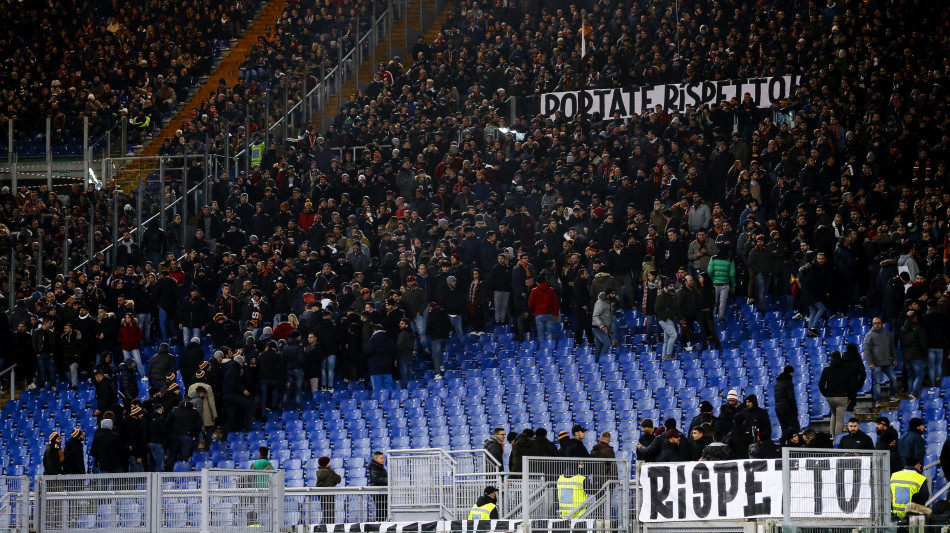  Calcio: Roma, Souloukou si dimette, protesta tifosi resta 