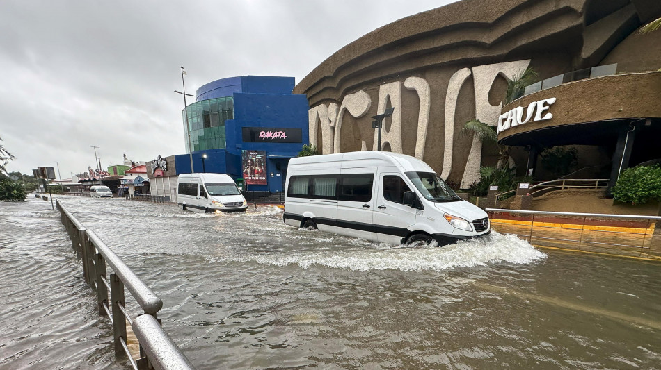 Quattro morti e milioni senza luce per la tempesta Helene in Usa