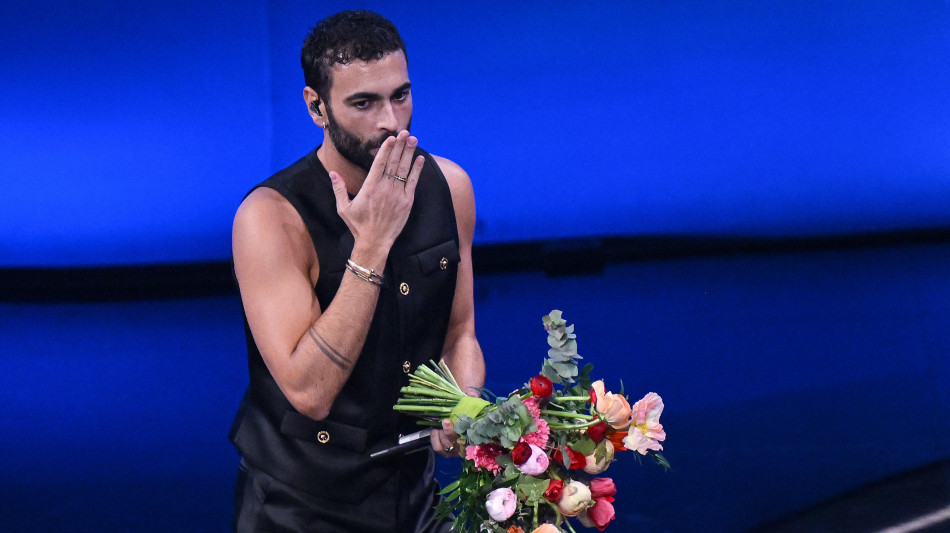  Musica, fanbase: è morta la madre di Marco Mengoni 