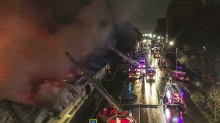 Mindestens 15 Tote bei nächtlichem Brand in einer Bar in Russland 