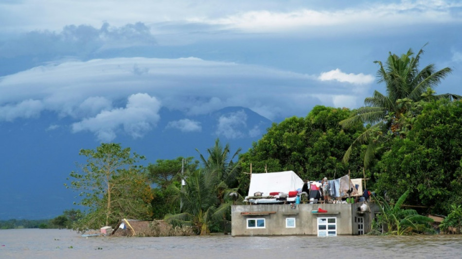 Death toll in Philippine storm rises to 100