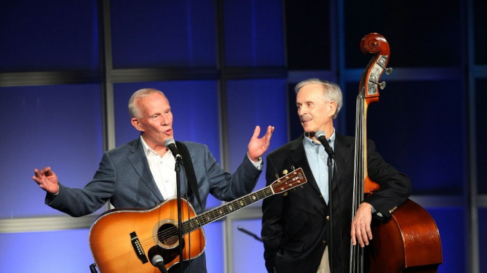 Tom Smothers of US music-comedy duo The Smothers Brothers dies at 86