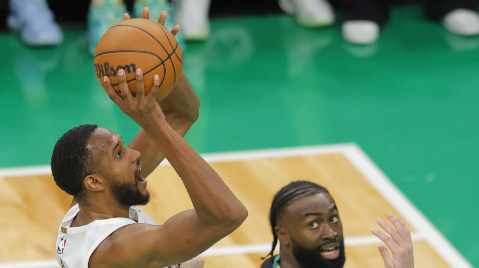  Nba: contro Charlotte é il 15/o successo di fila per Cleveland 