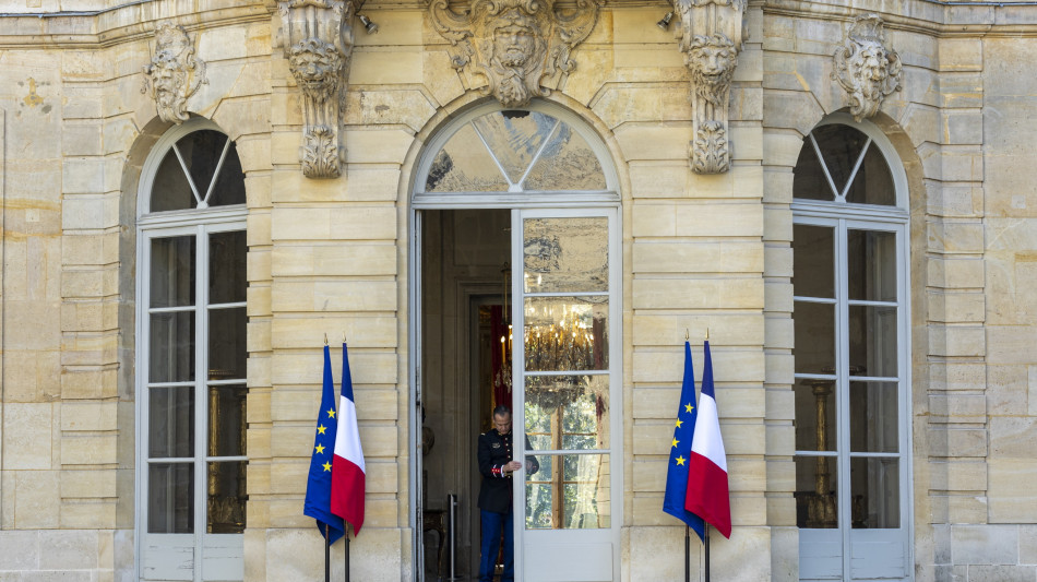 Media francesi, 'trovato l'accordo per il governo Barnier'