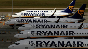 Ryanair verringert Verlust deutlich