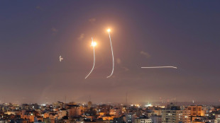 Centenas de foguetes são lançados de Gaza após novos ataques israelenses