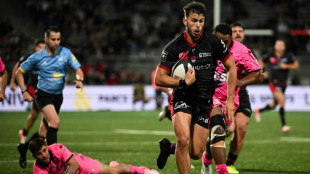 Top 14: Lyon étrille le Stade français et tutoie le haut de tableau